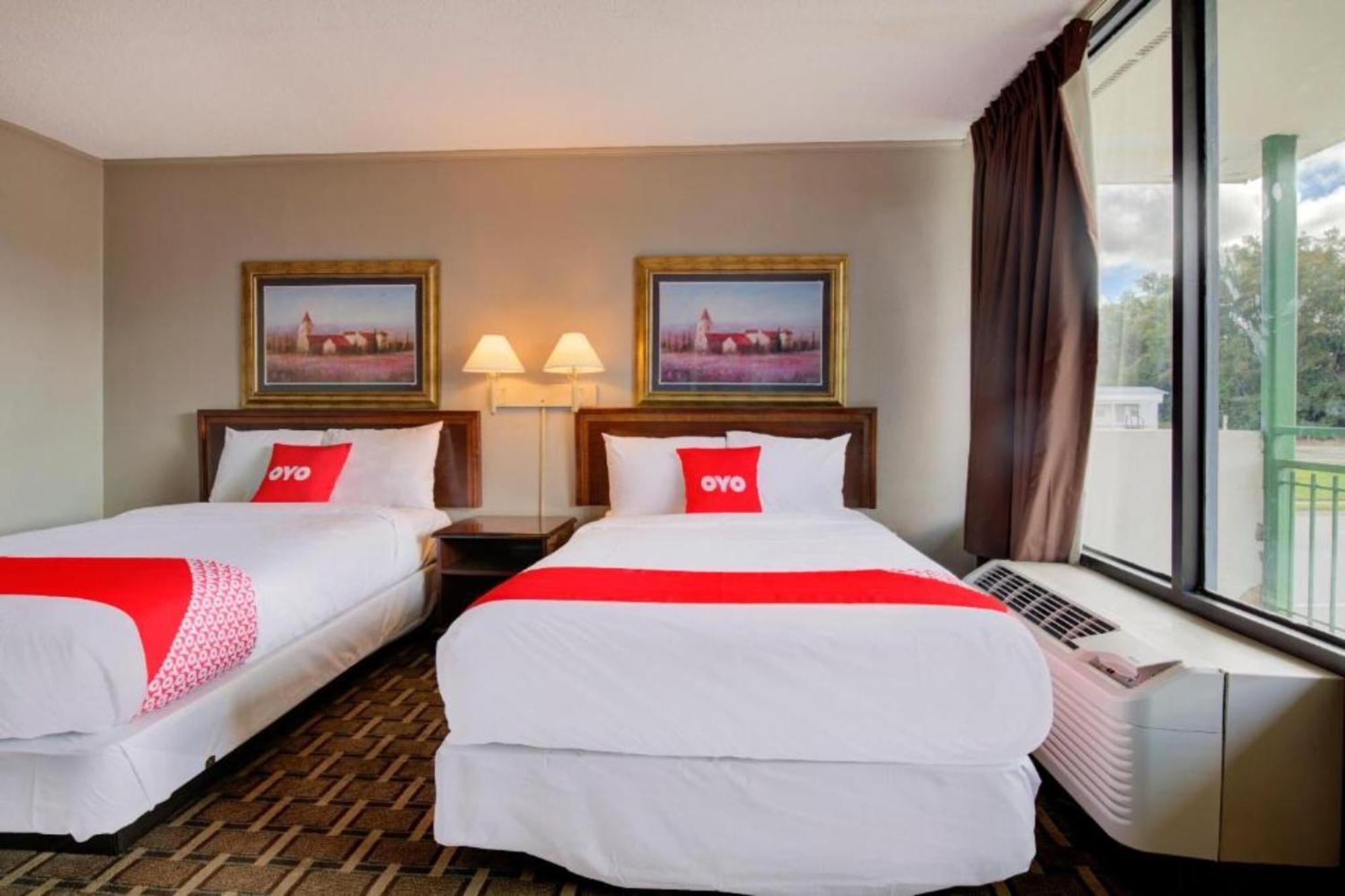Oyo Hotel Douglas Ga Us-441 ภายนอก รูปภาพ
