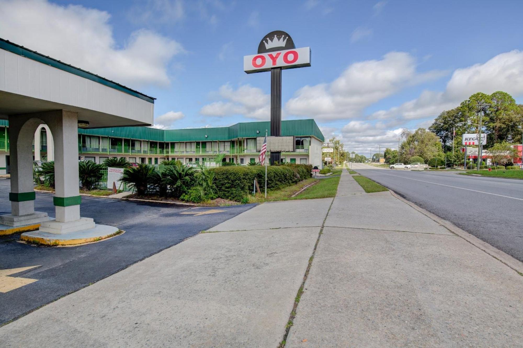 Oyo Hotel Douglas Ga Us-441 ภายนอก รูปภาพ