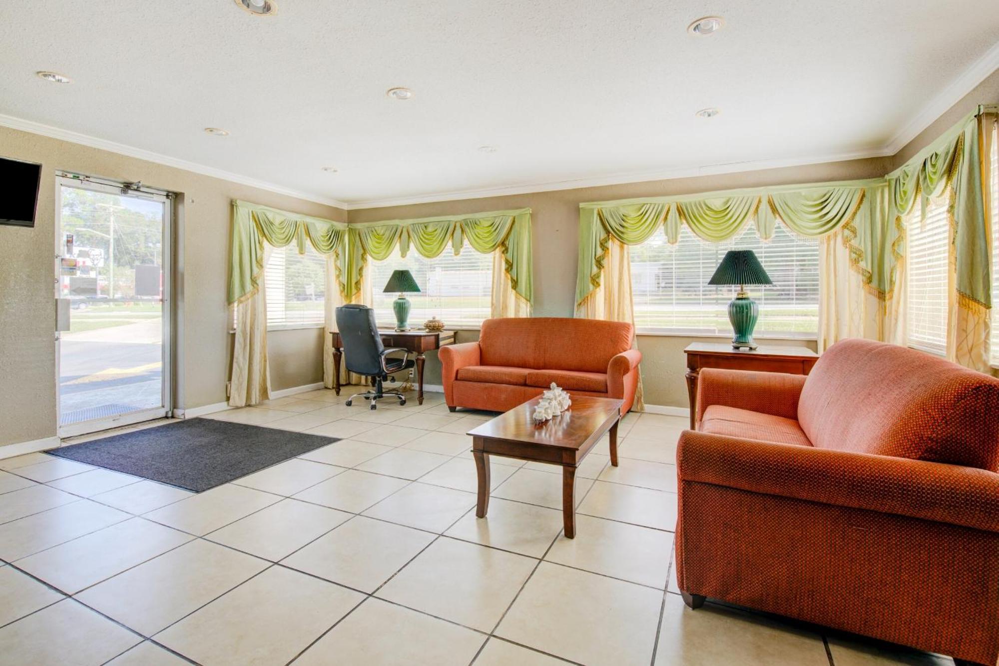 Oyo Hotel Douglas Ga Us-441 ภายนอก รูปภาพ